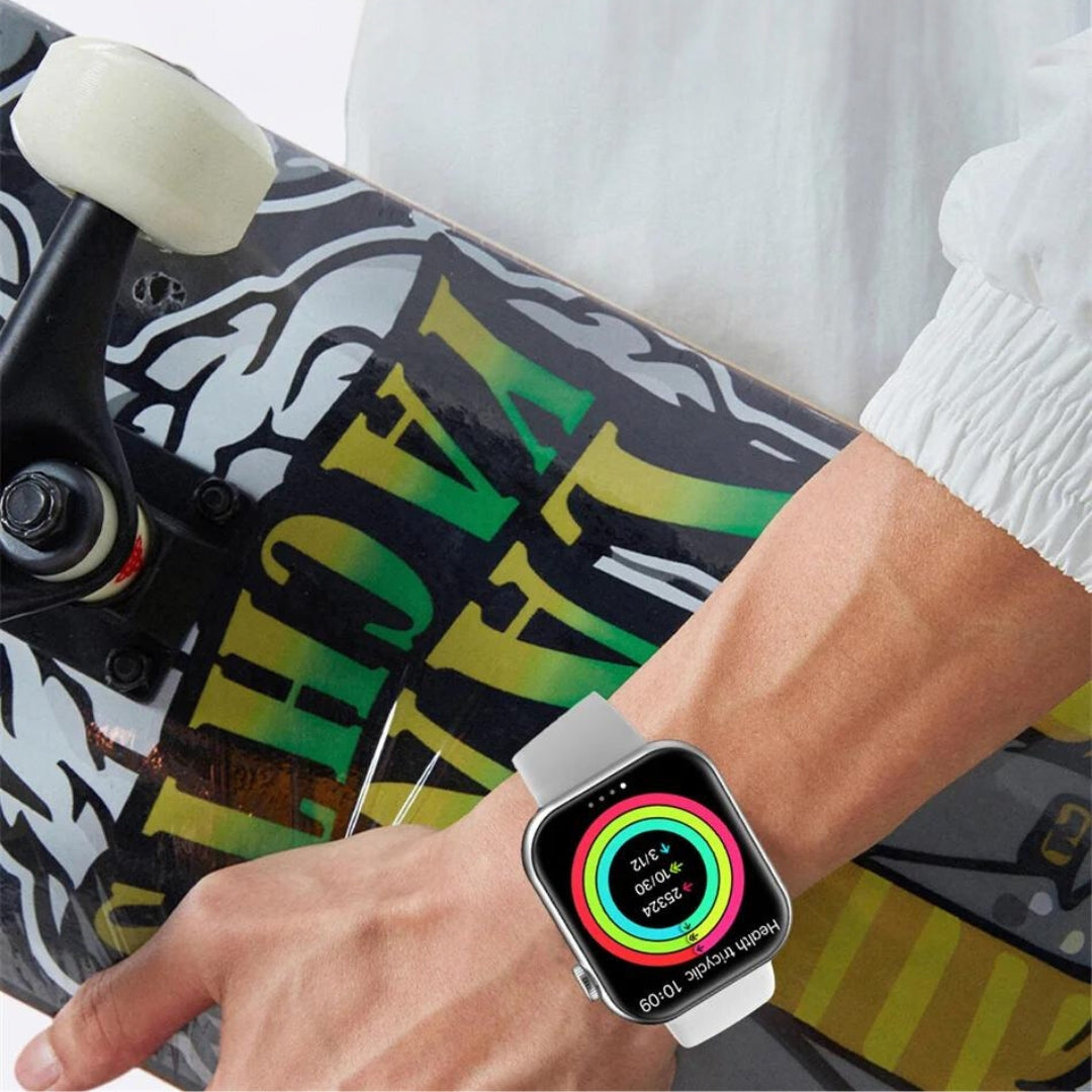 Advanced Smartwatch for Health Tracking | Customizable Features & Ideal for Fitness Enthusiasts