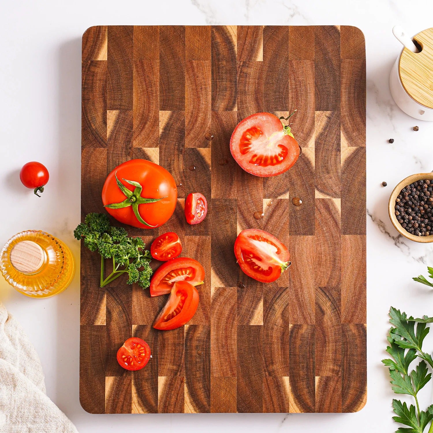 Professional End Grain Acacia Chopping Block | Self-Healing Heavy-Duty Butcher Block with Knife-Friendly Surface and Side Handles