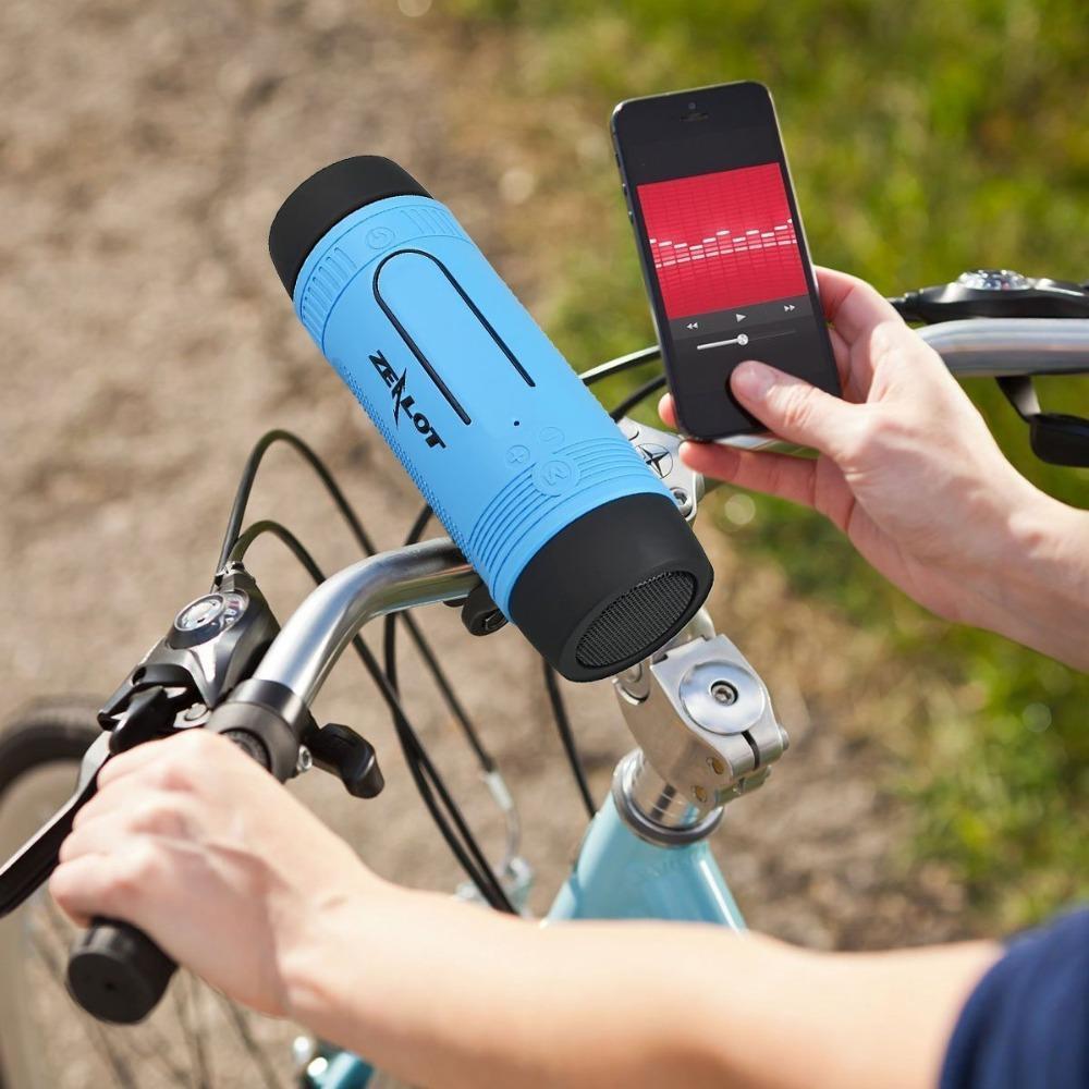 Multi-functional Bike Light Speaker Radio And Power Bank